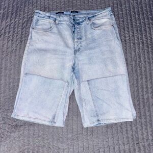 Size 14, Wild Fable High-rise straight jeans. Like new. Only wore twice.